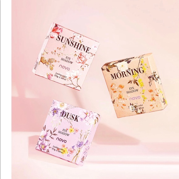 NUDE Shining Matte Eyeshadow Palette Waterproof! - Picture 5 of 13